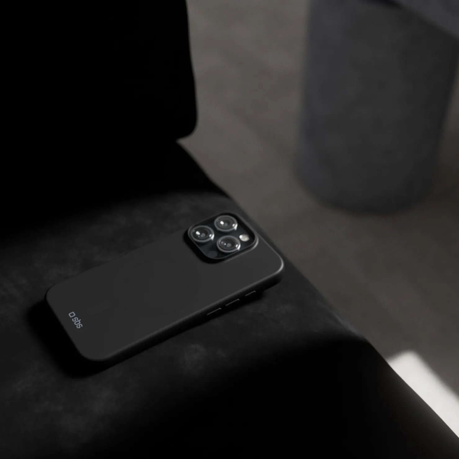 Instinct Mag - MagSafe-kompatible Hülle für iPhone 16 Pro Max|SBS Best